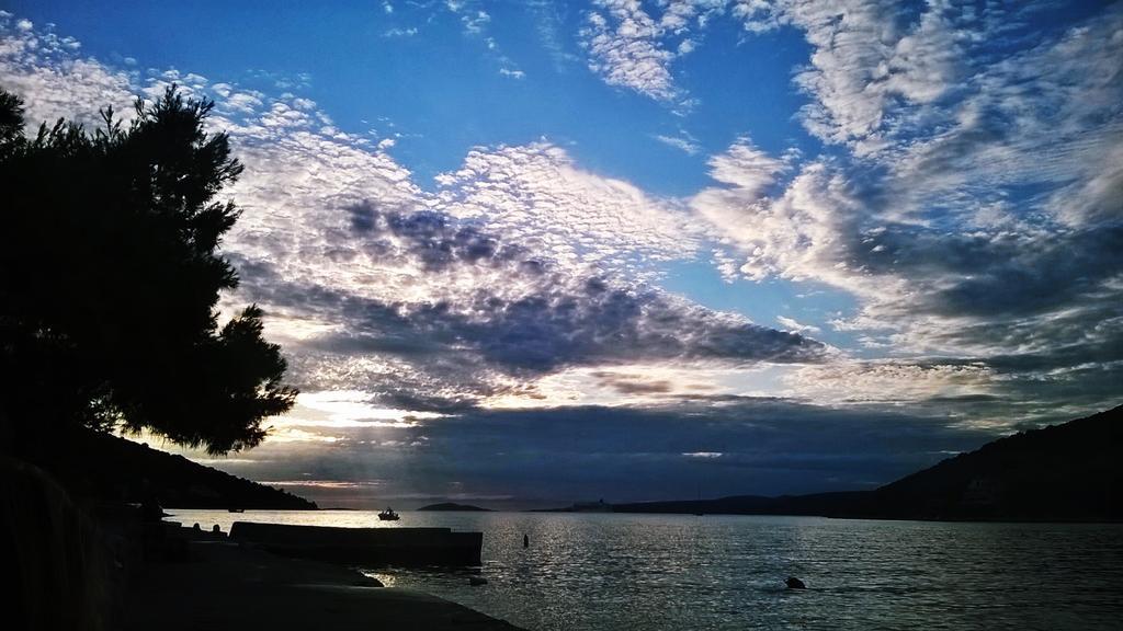 Apartmani Conar Veliki Drvenik Εξωτερικό φωτογραφία