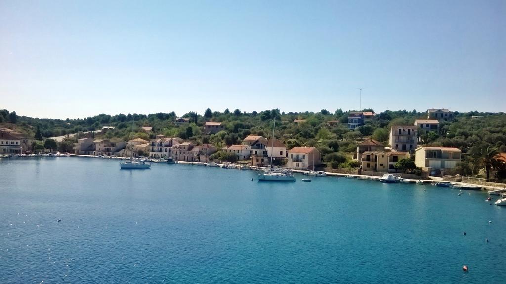 Apartmani Conar Veliki Drvenik Εξωτερικό φωτογραφία