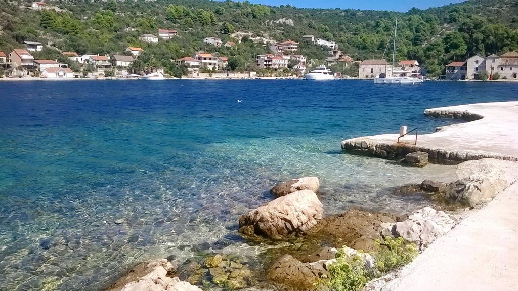 Apartmani Conar Veliki Drvenik Εξωτερικό φωτογραφία