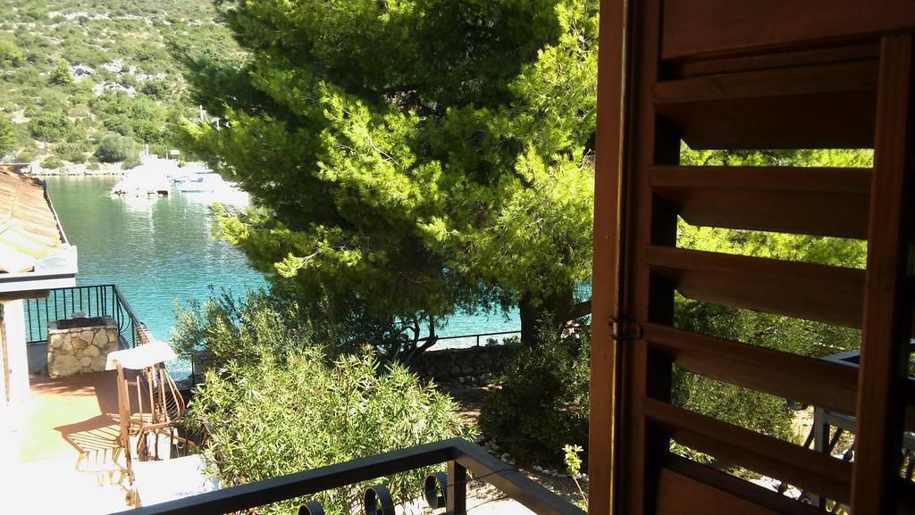 Apartmani Conar Veliki Drvenik Εξωτερικό φωτογραφία