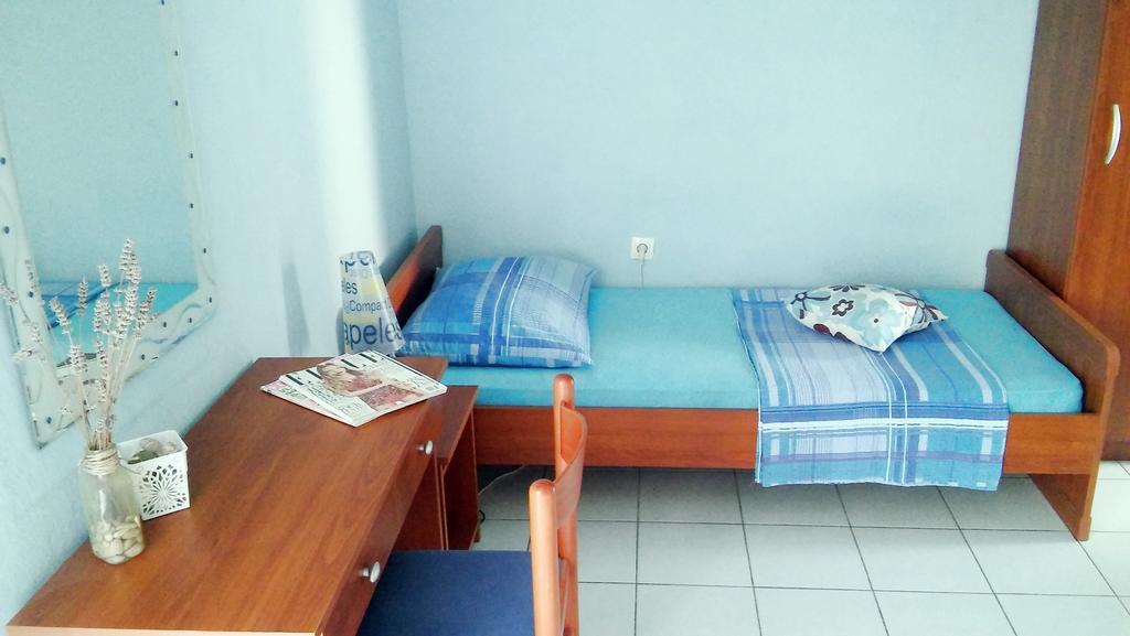 Apartmani Conar Veliki Drvenik Εξωτερικό φωτογραφία